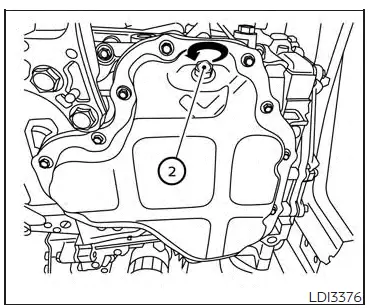 Nissan Altima L34. Engine oil