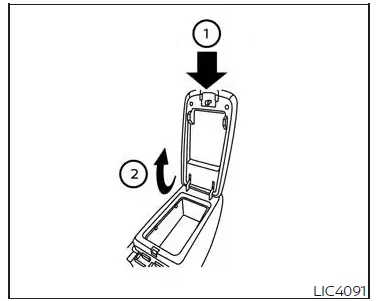 Nissan Altima L34. Storage