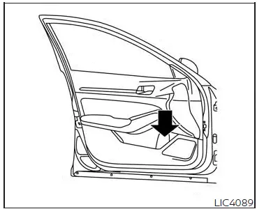 Nissan Altima L34. Storage